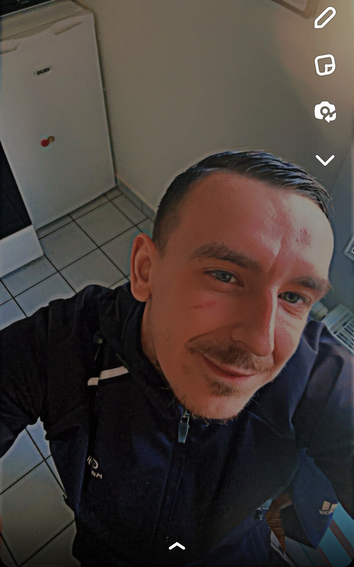 Profil de Romin, 28 ans, Drague gay à Saubraz