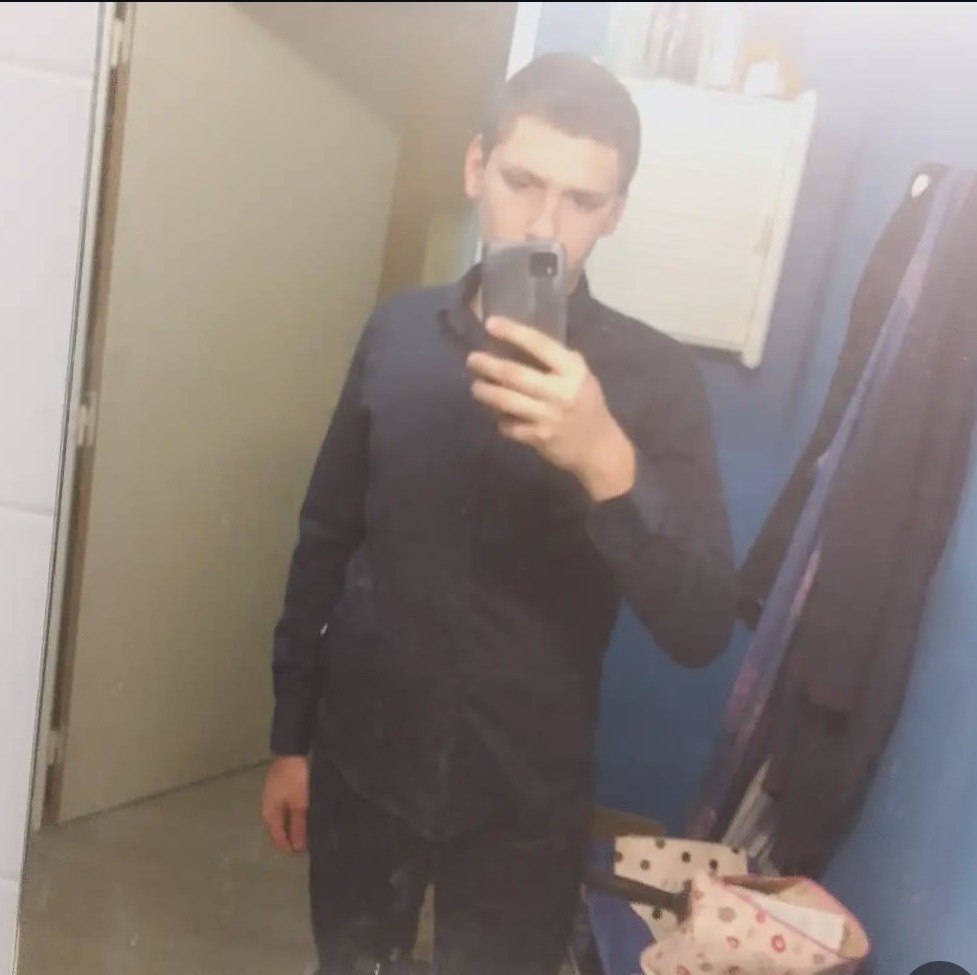 Profil de Vitaly, 19 ans, Drague gay à Rietheim