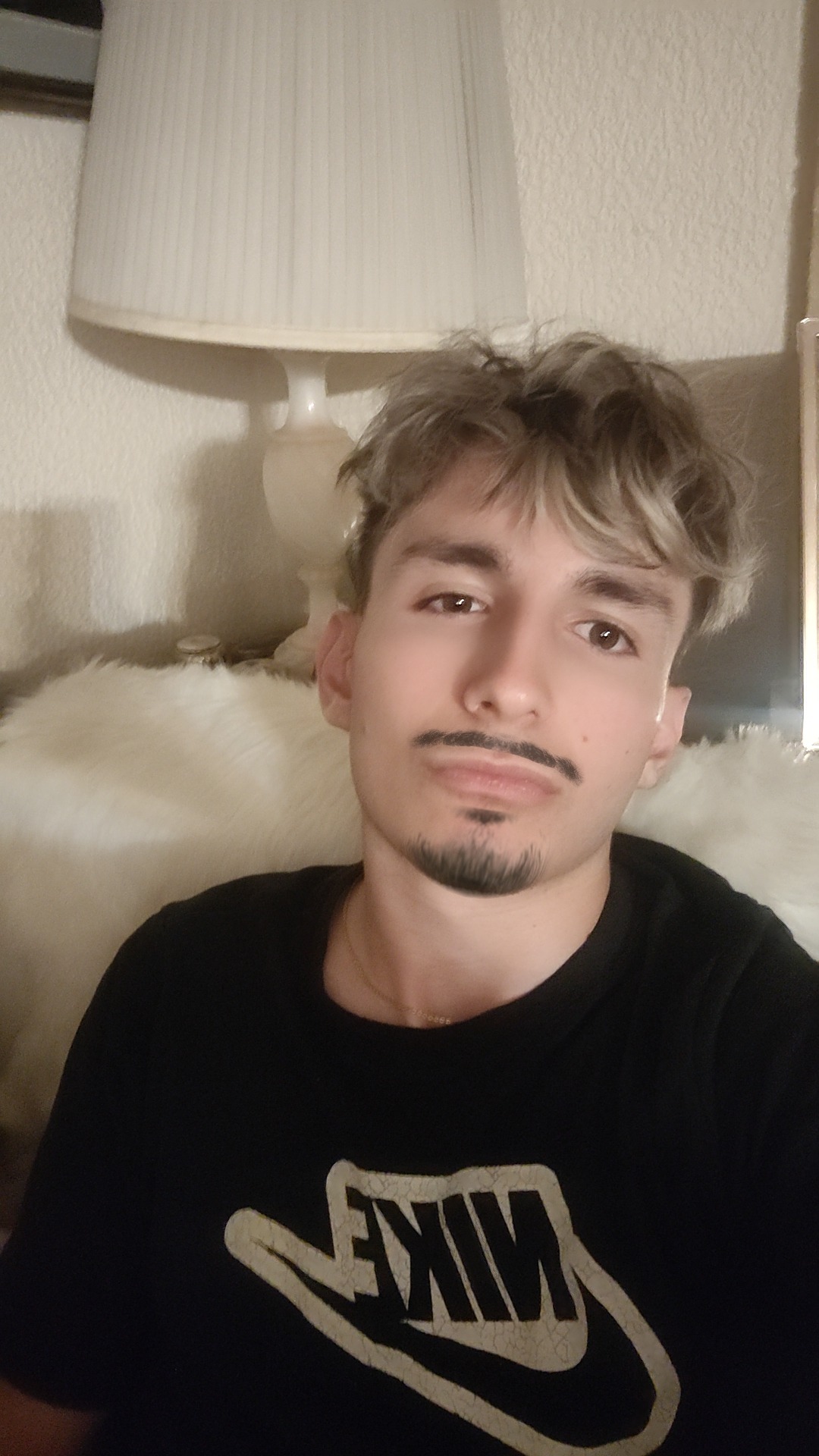 Profil de Romano, 22 ans, Drague gay à Finhaut