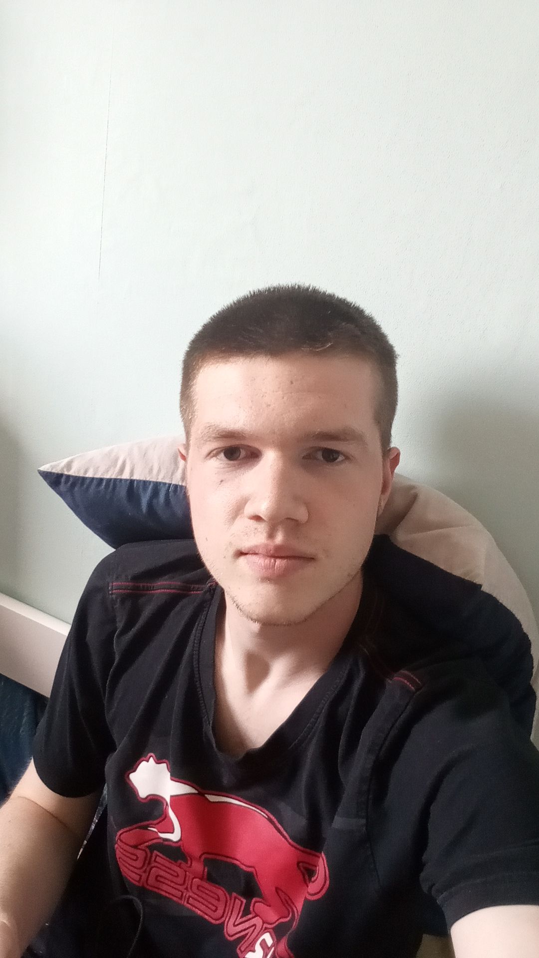 Profil de Amalio, 21 ans, Drague gay à Siat
