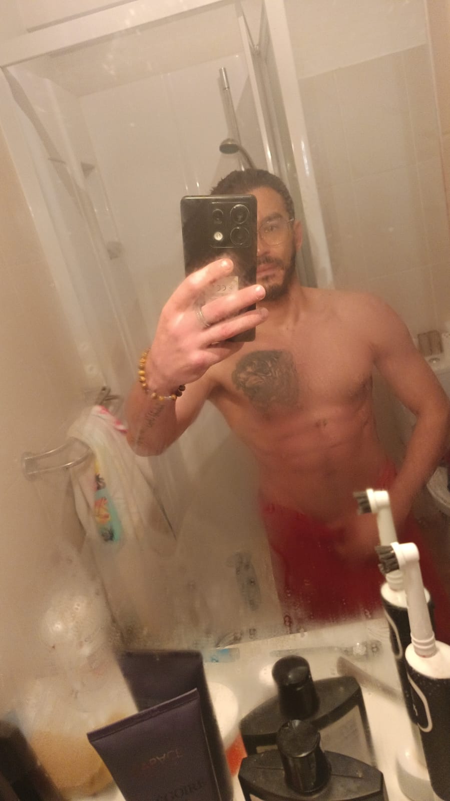 Profil de Ebrahim, 34 ans, Drague gay à St-Imier