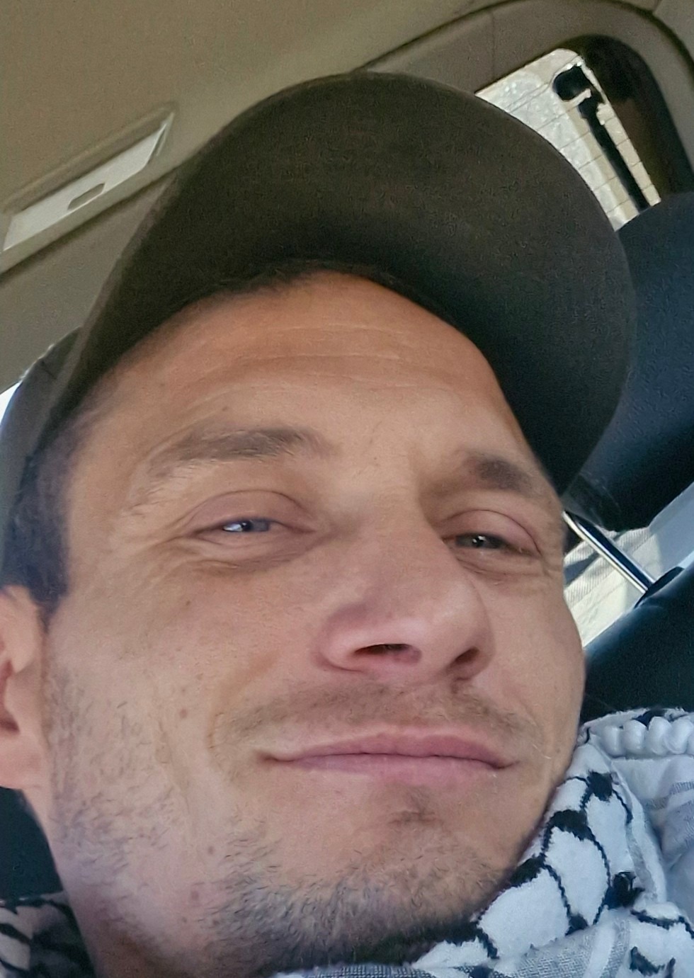 Profil de Josef, 37 ans, Drague gay à Fiez