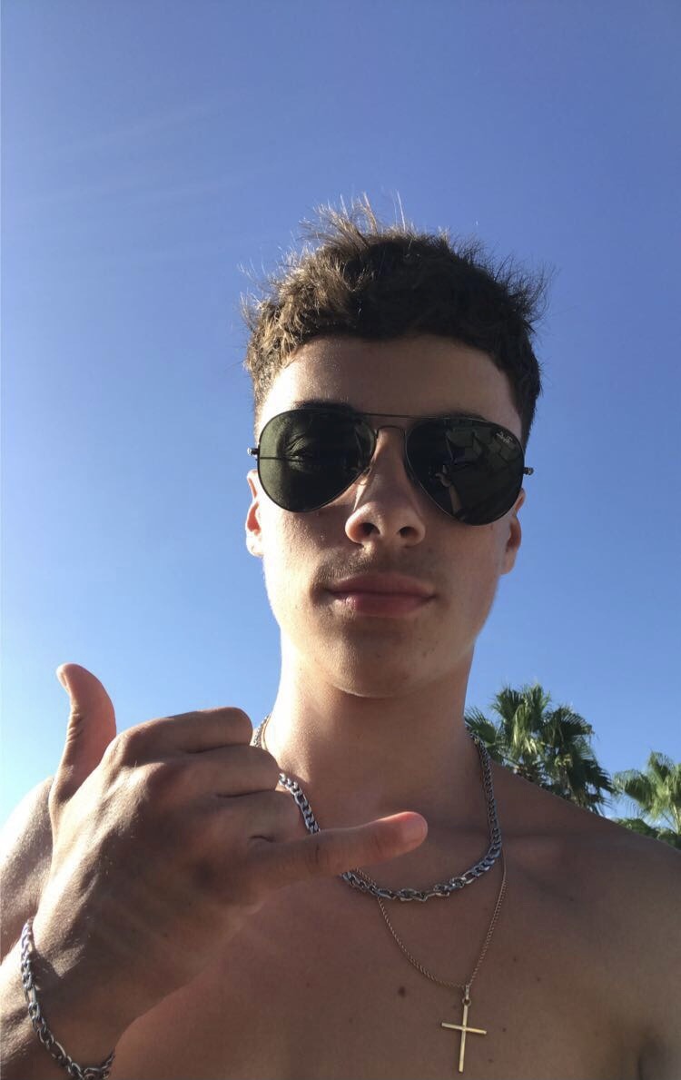 Profil de Jay, 21 ans, Drague gay à Clarmont