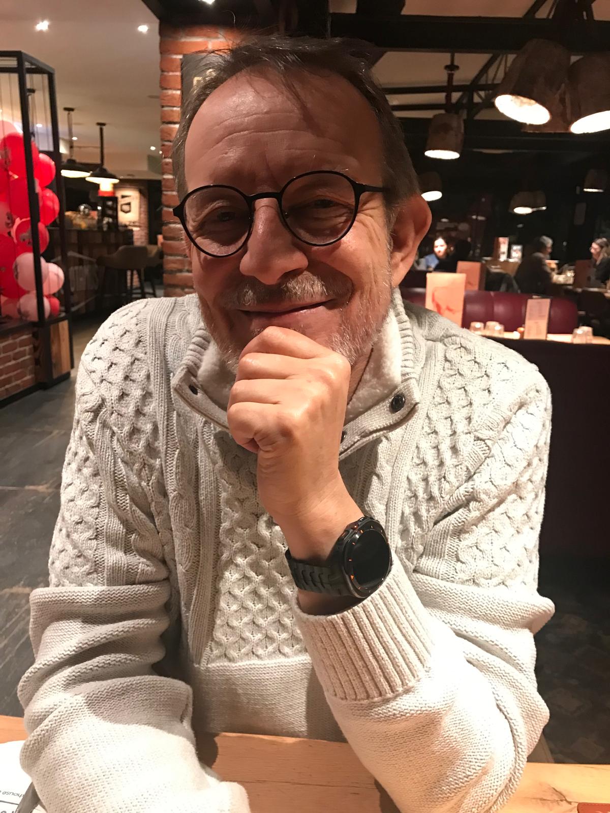 Profil de Mano, 53 ans, Drague gay à Oey