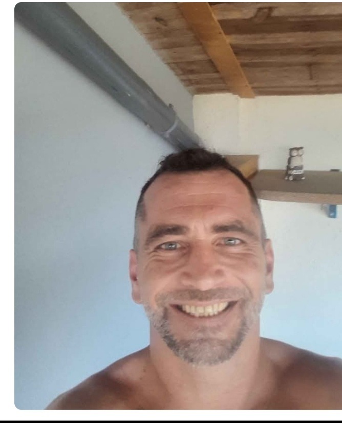Profil de Stevan, 45 ans, Drague gay à Alle