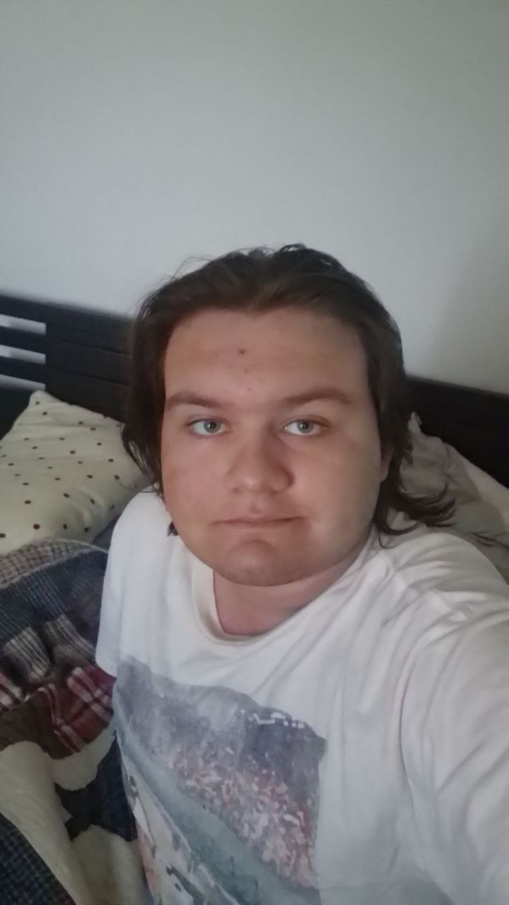 Profil de Soriba, 19 ans, Drague gay à Tschlin
