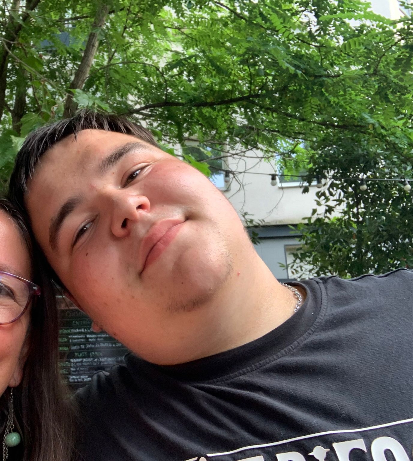 Profil de Gustav, 21 ans, Drague gay à Siat