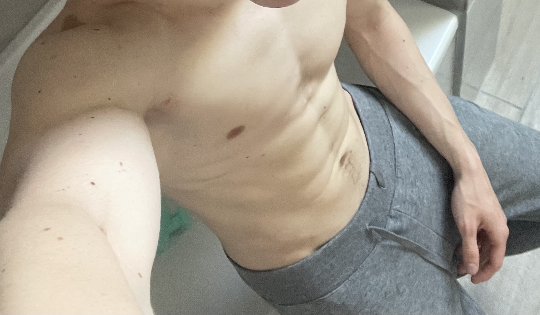 Profil de Jaad, 22 ans, Drague gay à Riedikon