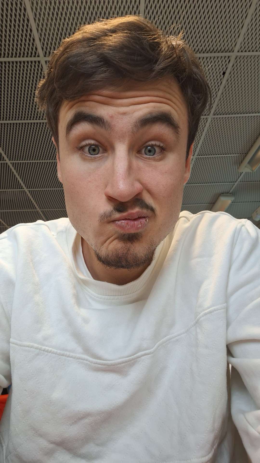 Profil de Amalio, 19 ans, Drague gay à Wängi