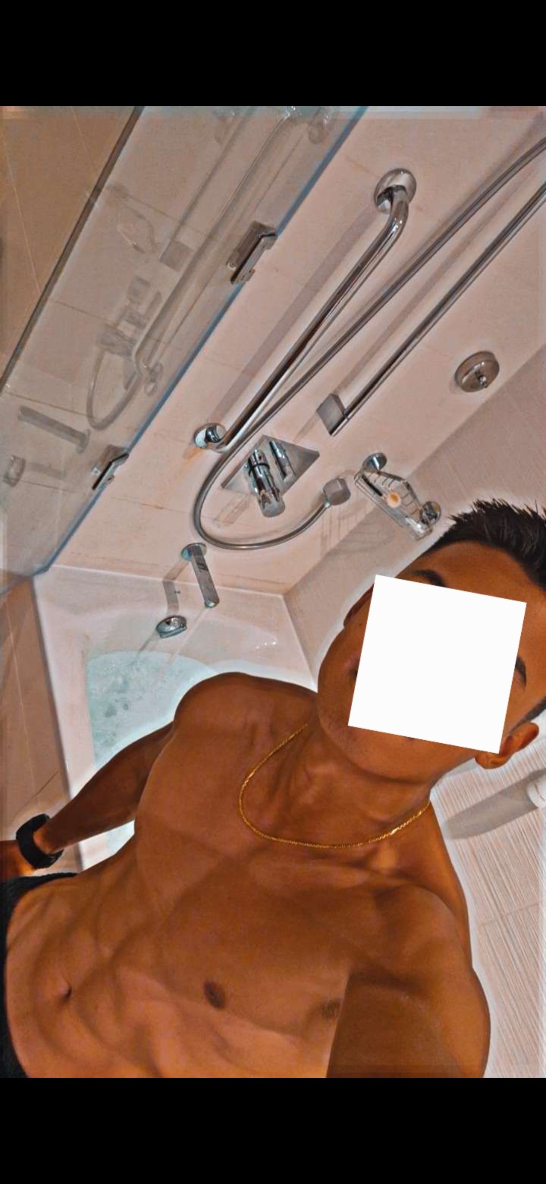 Profil de Simon, 22 ans, Drague gay à Riniken