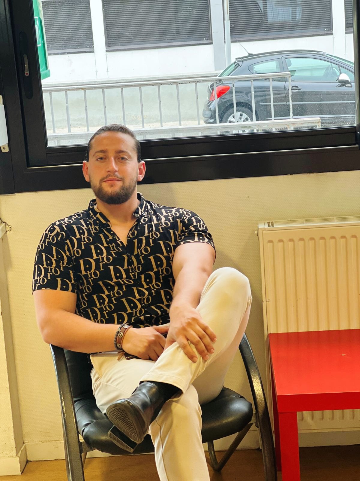 Profil de Kalide, 27 ans, Drague gay à Wängi