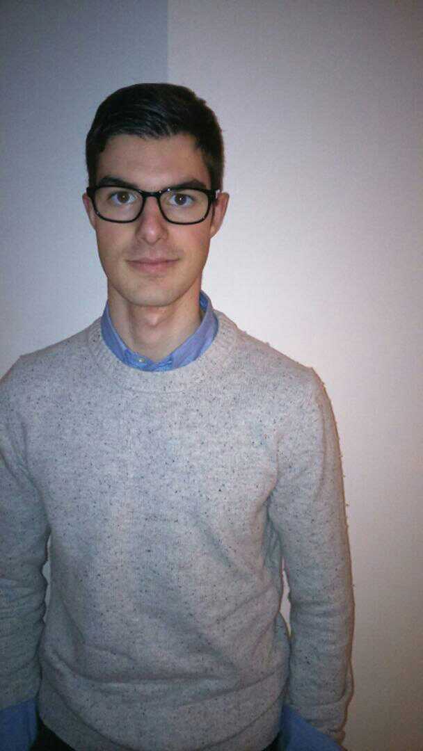 Profil de Laszlo, 30 ans, Drague gay à Cumpadials