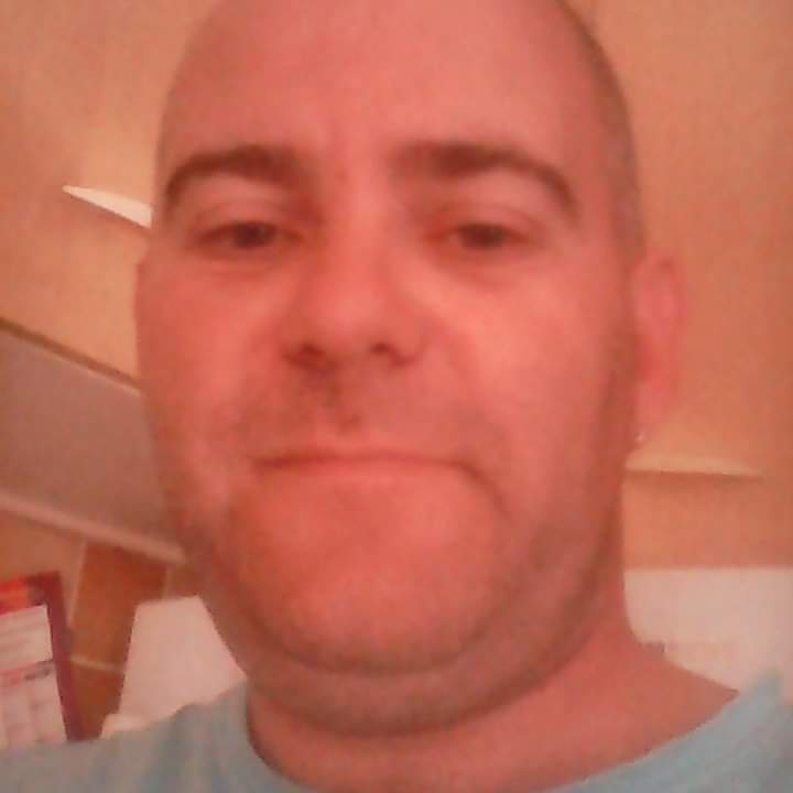 Profil de Lakhdar, 41 ans, Drague gay à Urdorf