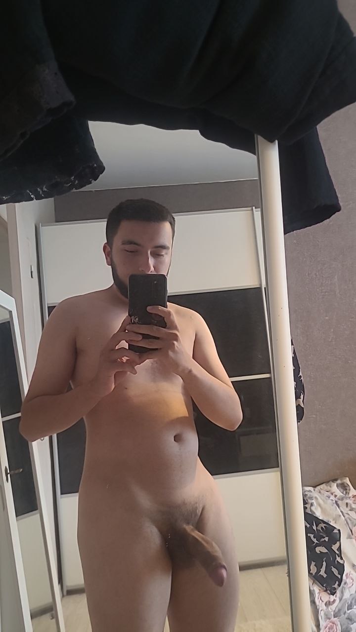 Profil de Fahde, 21 ans, Drague gay à Fürstenau