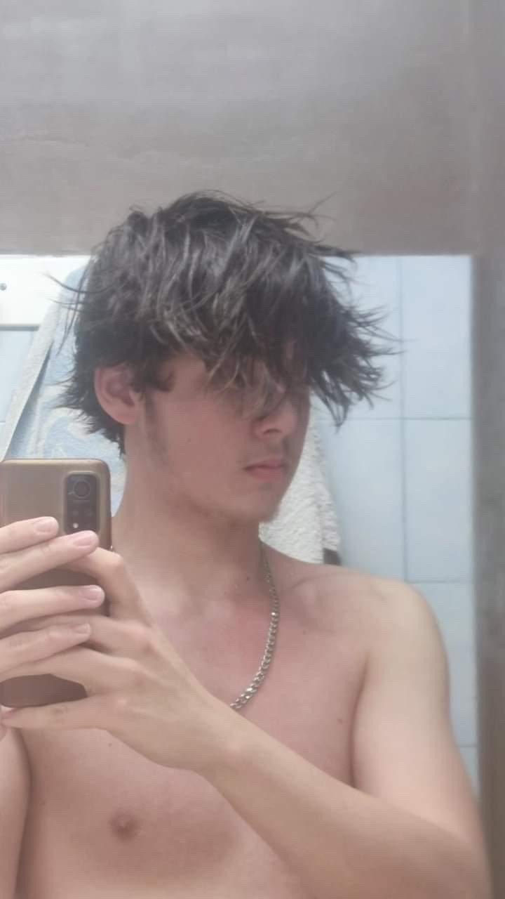 Profil de Tytouan, 19 ans, Drague gay à Tschlin