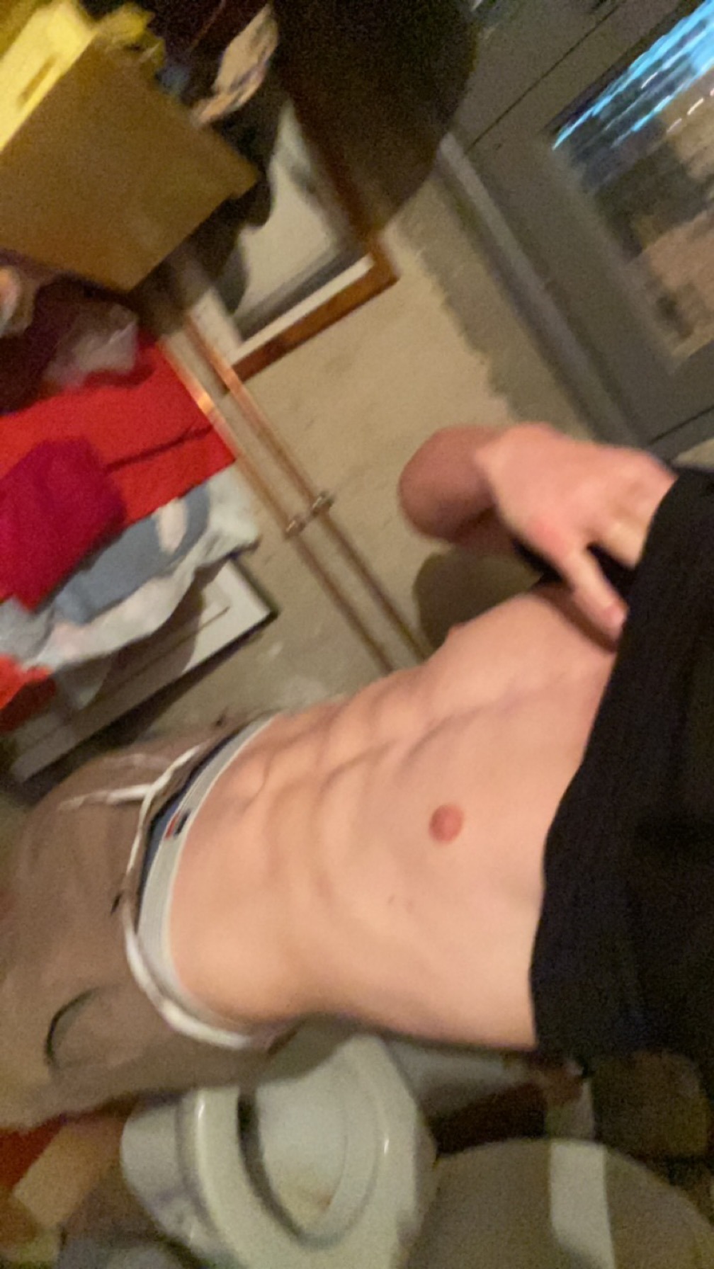 Profil de Victorian, 19 ans, Drague gay à Gstaad