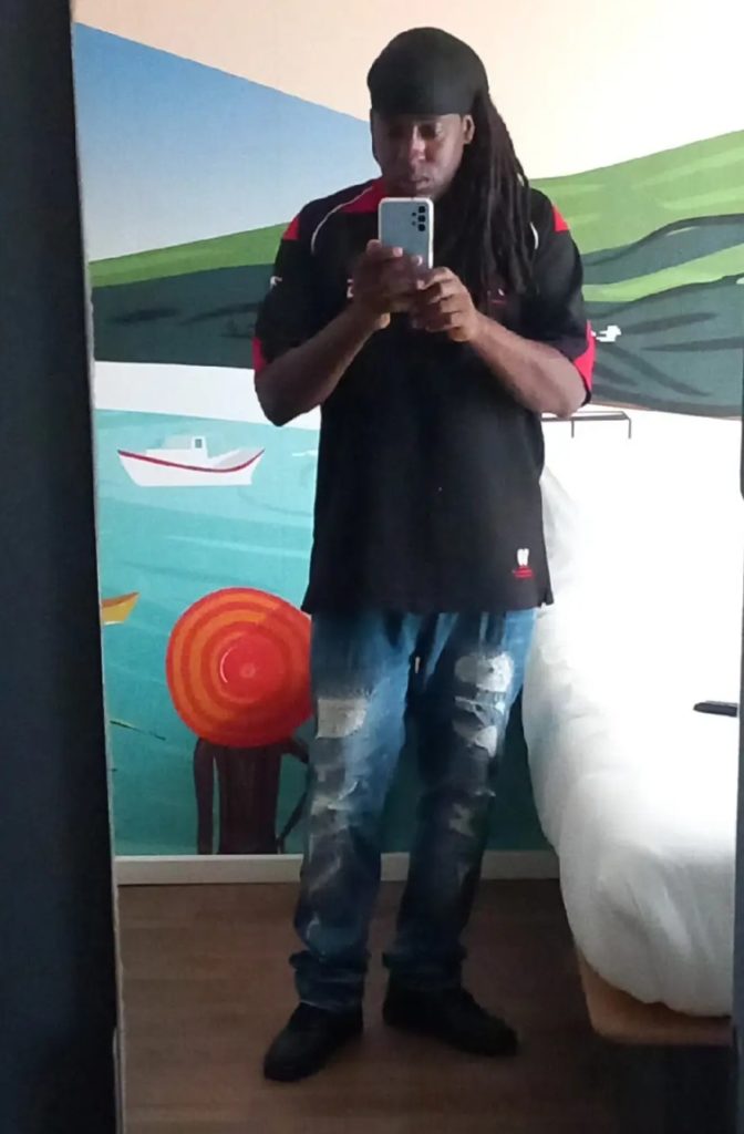 Profil de Momo, 45 ans, Drague gay à Pizy