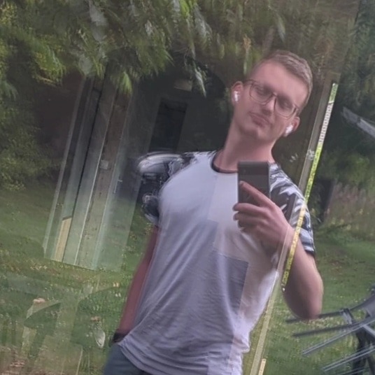 Profil de Stanislaw, 27 ans, Drague gay à Moneto