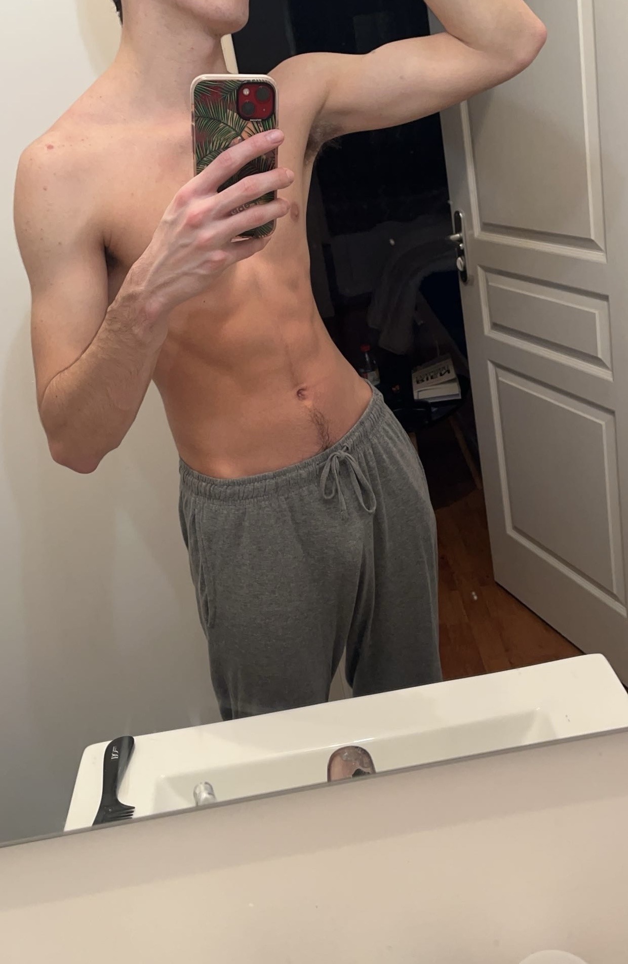 Profil de Ilario, 22 ans, Drague gay à La Rösa
