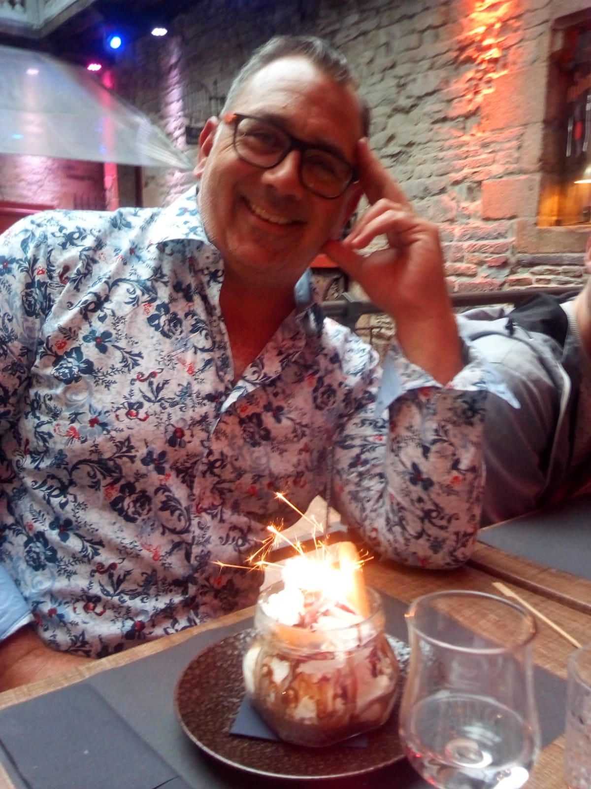 Profil de Rojan, 45 ans, Drague gay à Killwangen