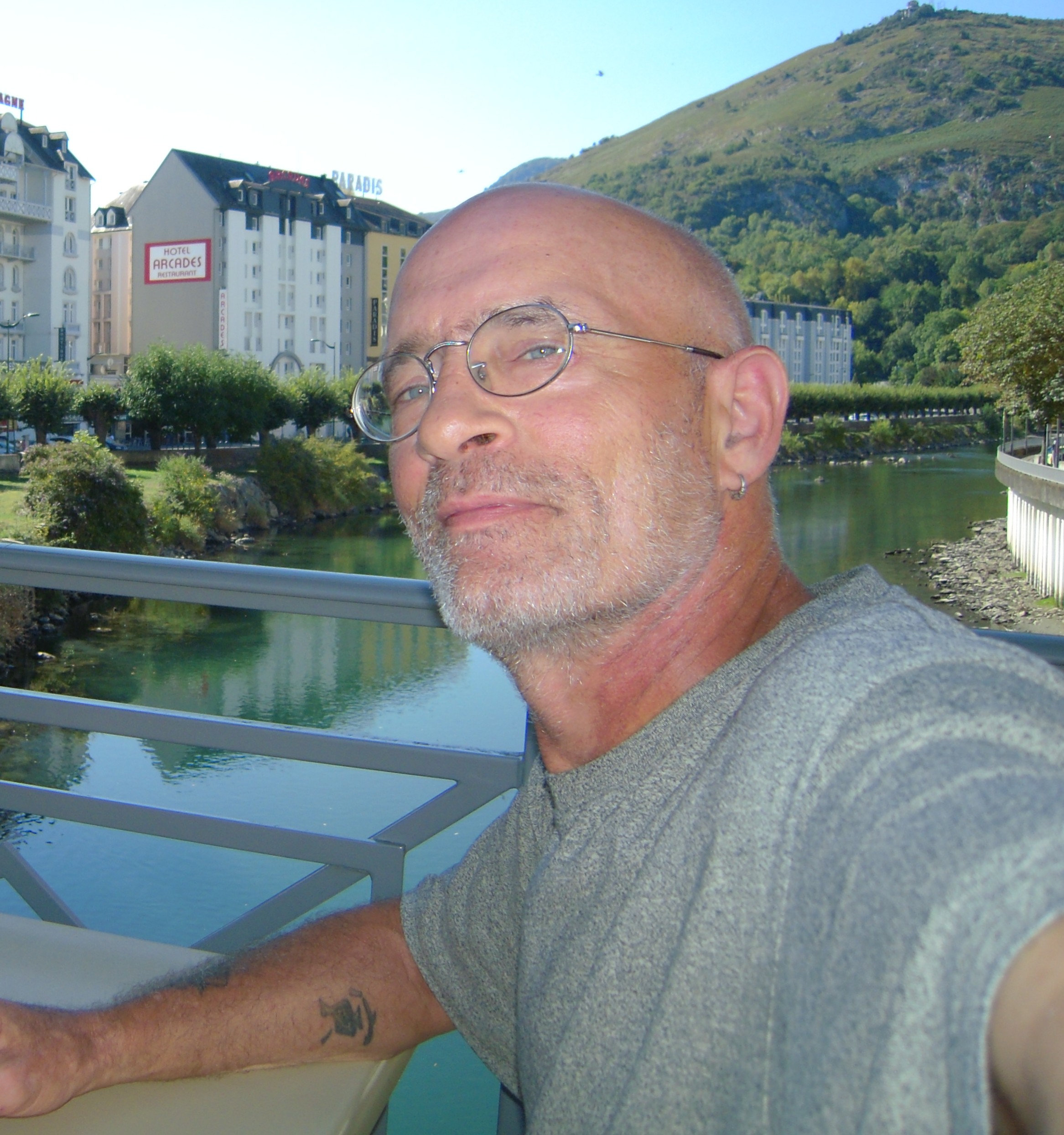 Profil de Darko, 54 ans, Drague gay à Donneloye