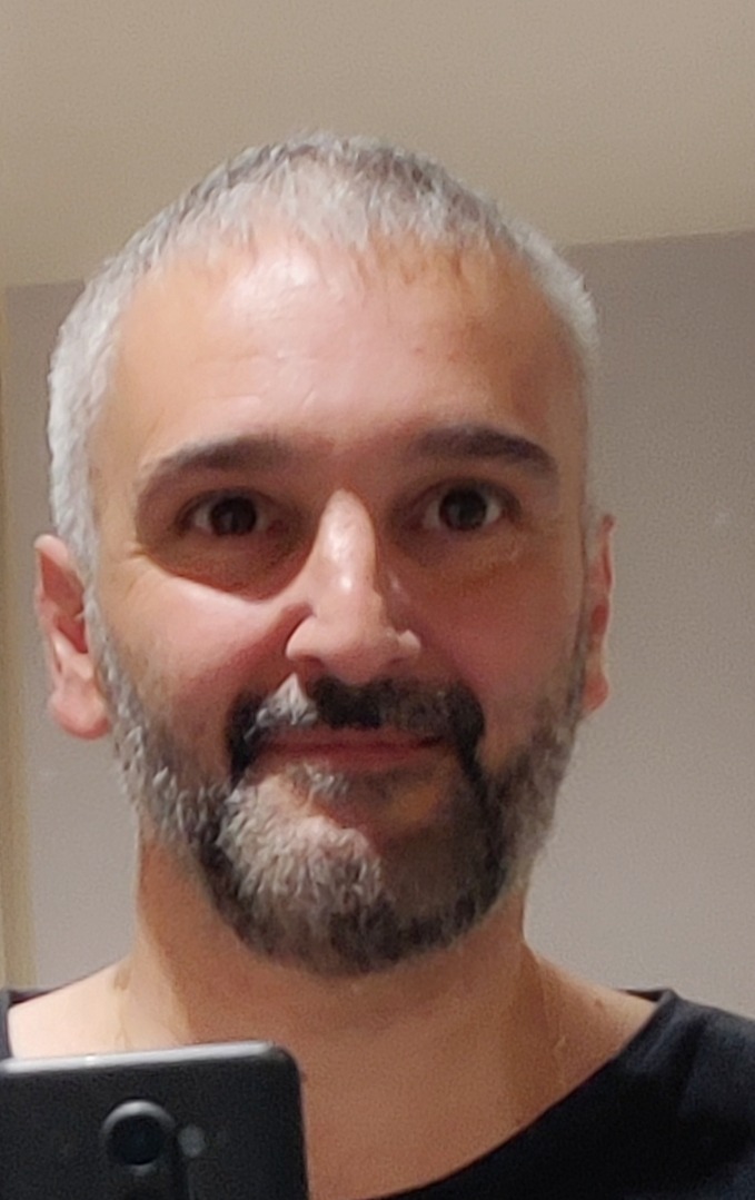 Profil de Ozan, 48 ans, Drague gay à Vilters