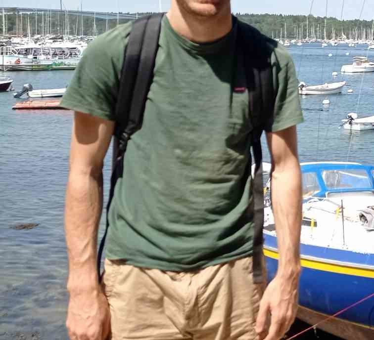 Profil de Salou, 25 ans, Drague gay à Messen