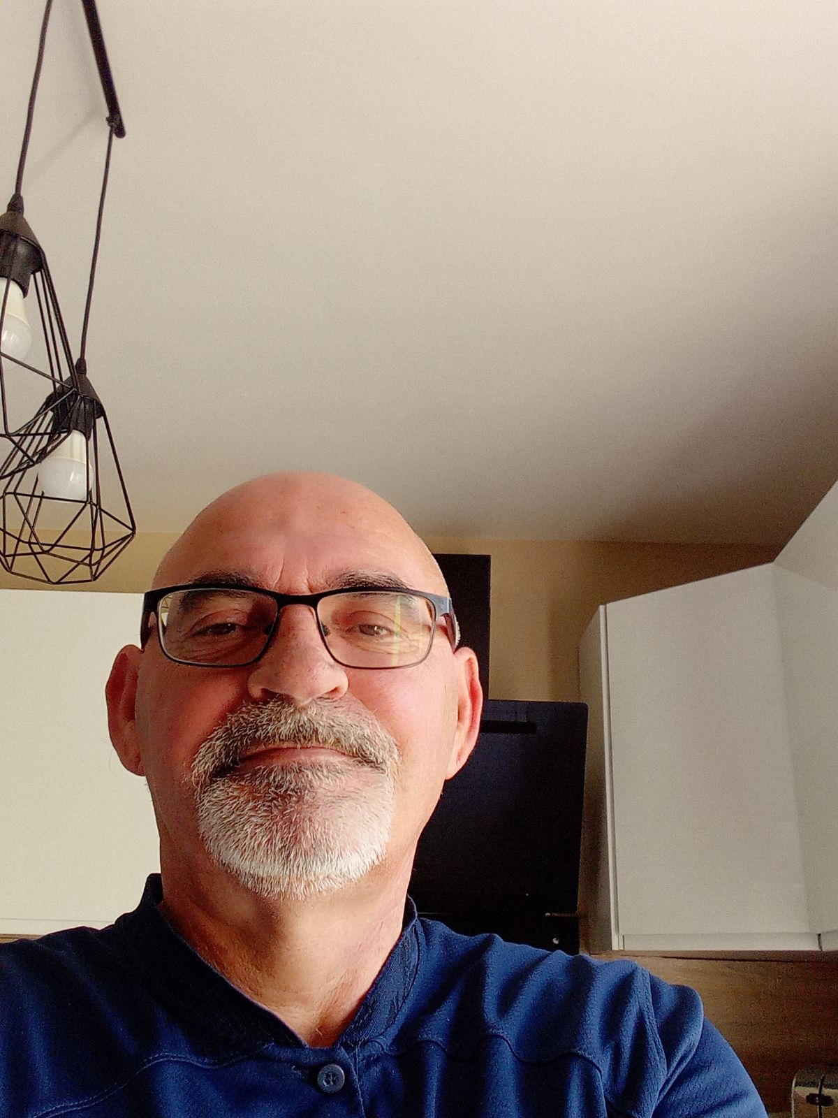 Profil de Sabir, 55 ans, Drague gay à Le Vaud