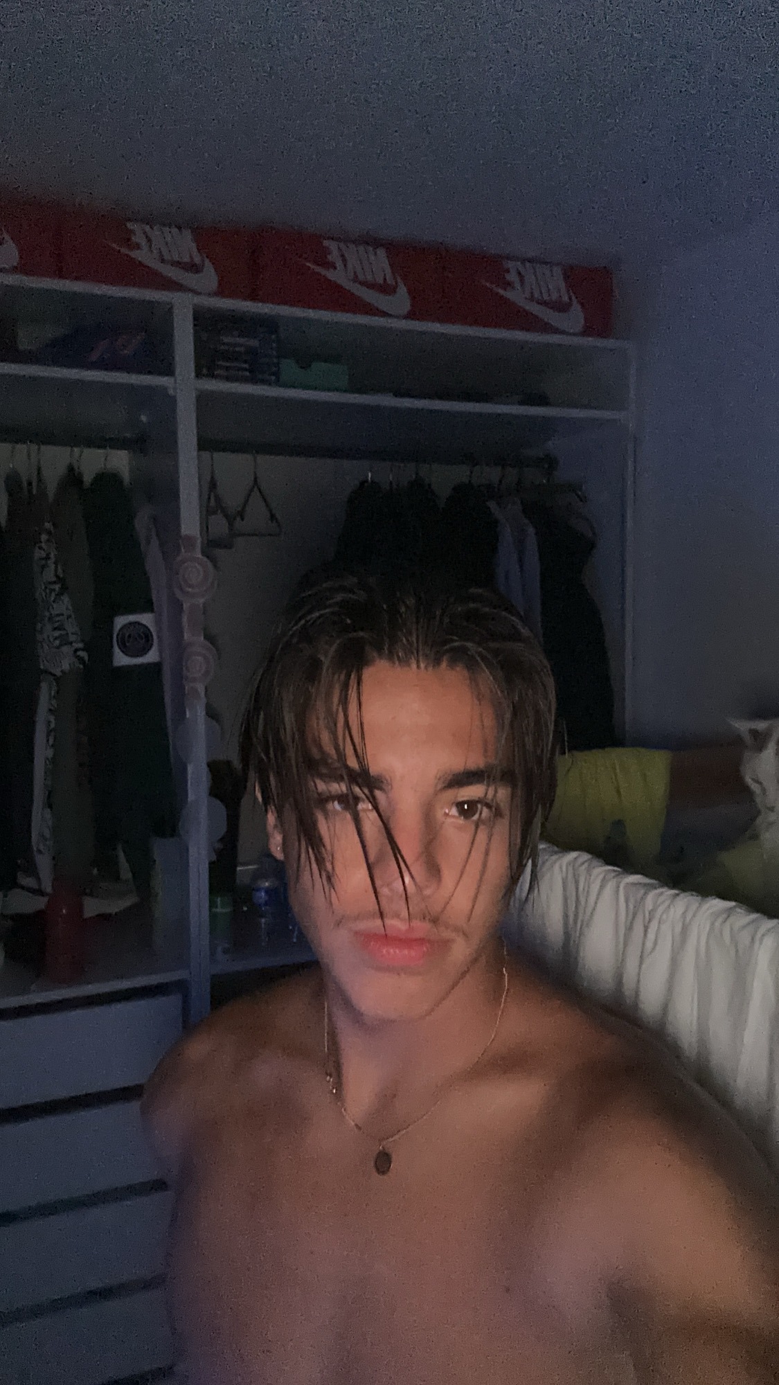 Profil de Abdallah, 18 ans, Drague gay à Saubraz